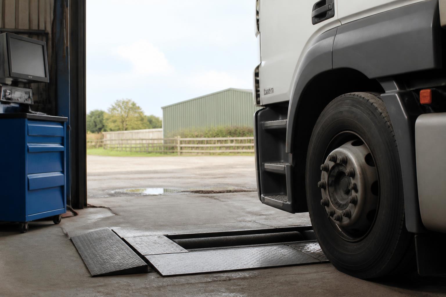 Choosing truck repairs in Suffolk with less downtime